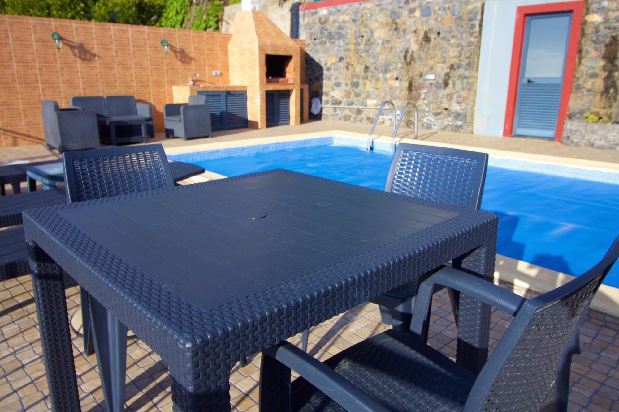 Casa Da Rainha Bungallow Estreito Da Calheta Exteriör bild